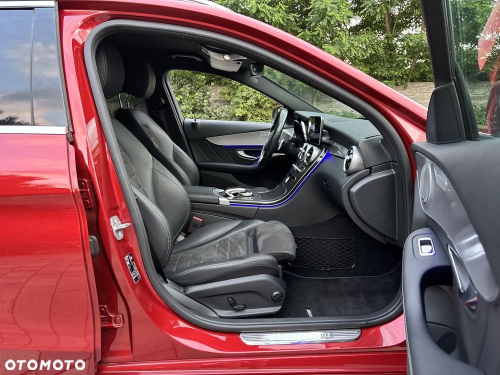 Mercedes-Benz Klasa C 300 d 9G-TRONIC AMG Line - 28