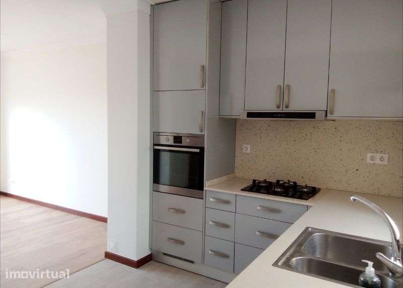 Arrenda-se T2 Furadouro - Grande imagem: 4/5