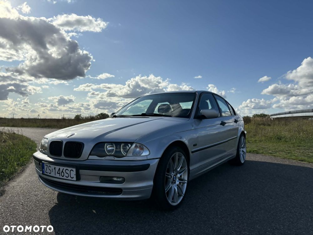 BMW Seria 3 318i - 2