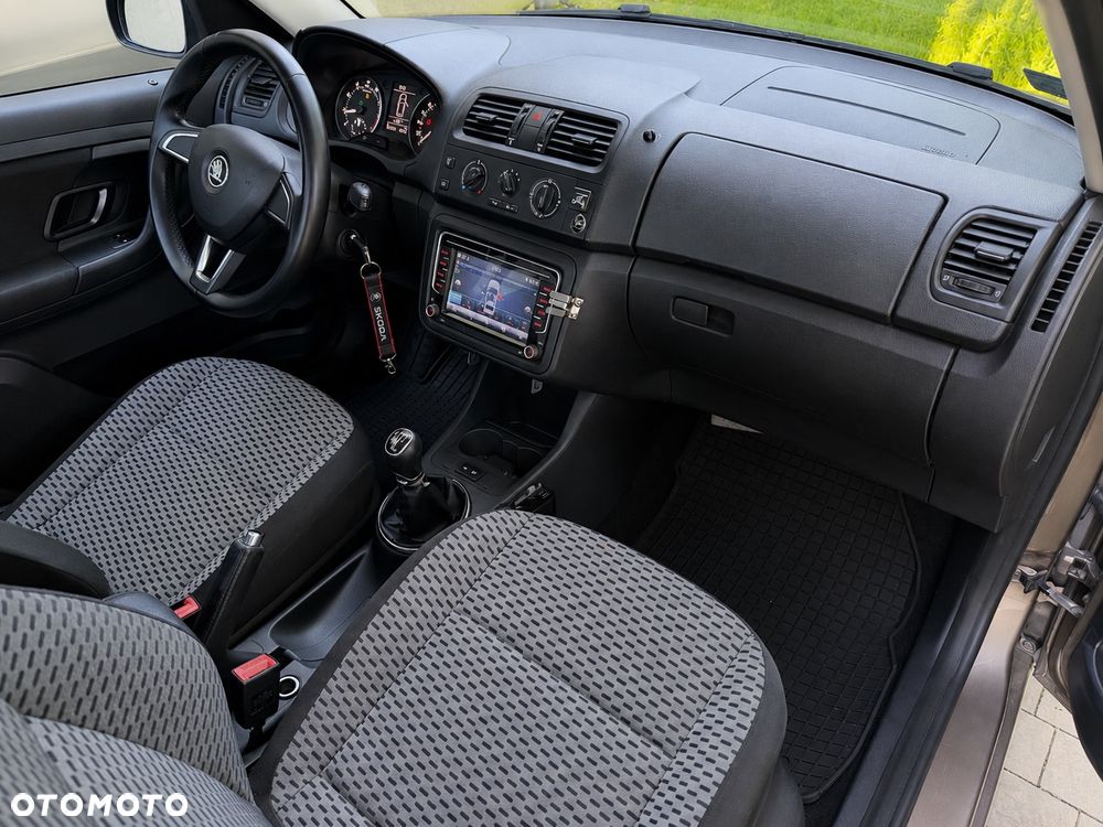 Skoda Roomster - 25