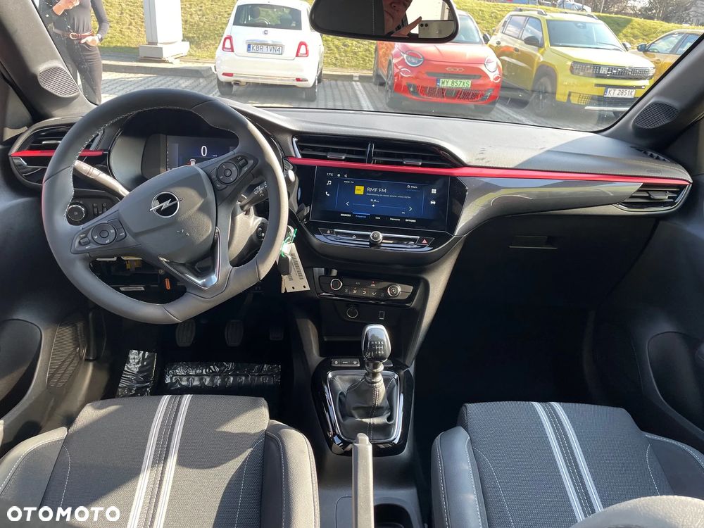 Opel Corsa 1.2 T Yes S&S - 11