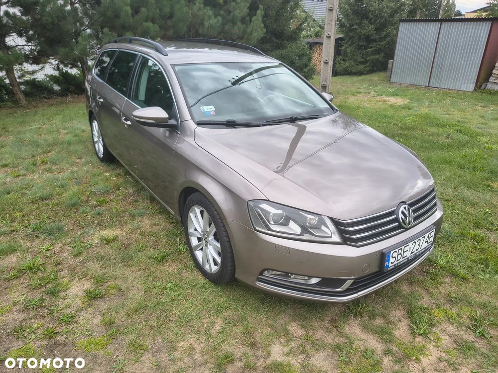 Volkswagen Passat 2.0 TDI DPF BlueMotion Technology Comfortline - 4