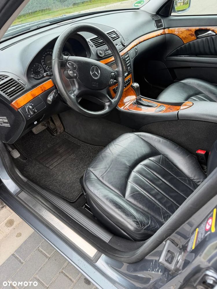 Mercedes-Benz Klasa E 220 CDI Automatik Elegance DPF BusinessEDITION - 13