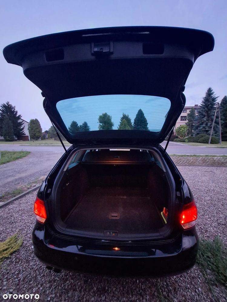 Volkswagen Golf 2.0 TDI Highline - 23