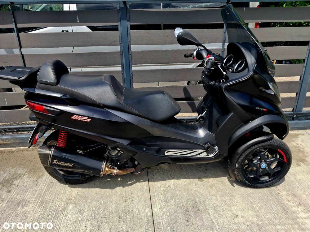 Piaggio MP-3 - 4