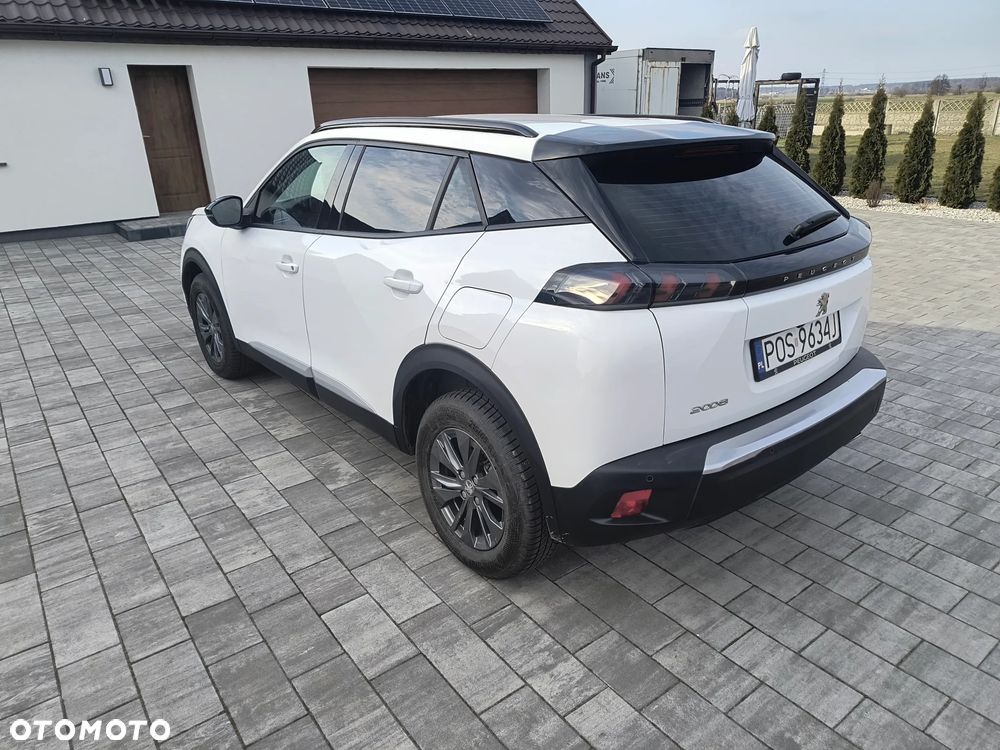 Peugeot 2008 1.5 BlueHDi GT S&S - 4