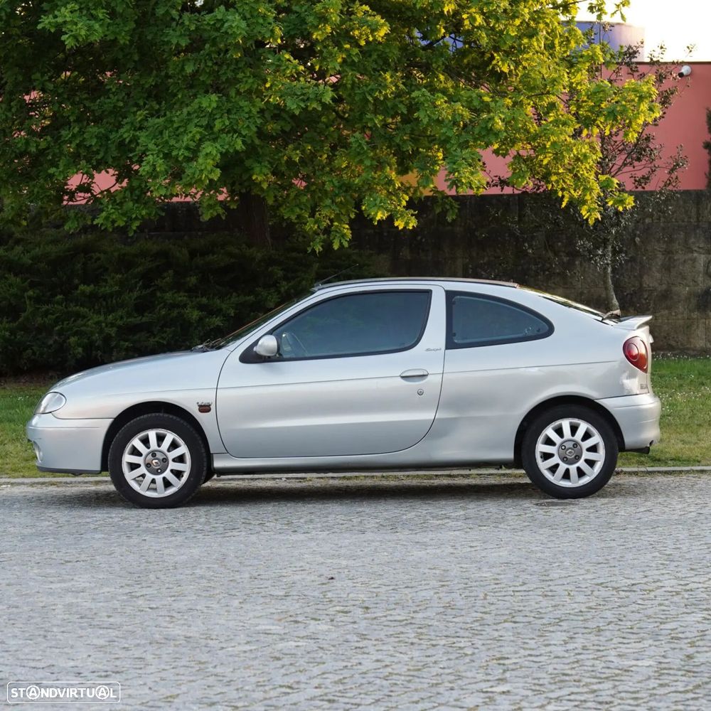Renault Mégane - 6
