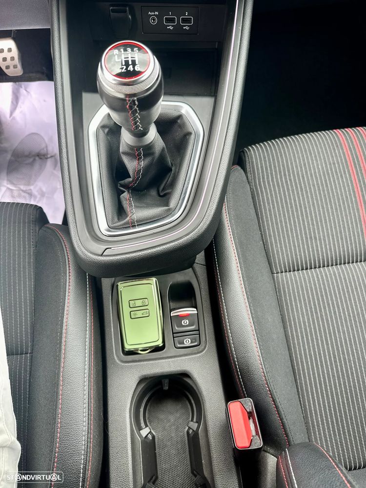Renault Clio 1.0 TCe RS Line - 10