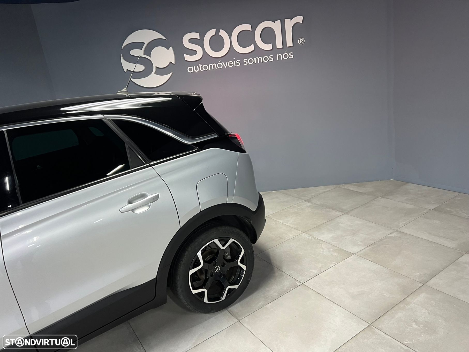 Opel Crossland 1.2 T Design & Tech - 6