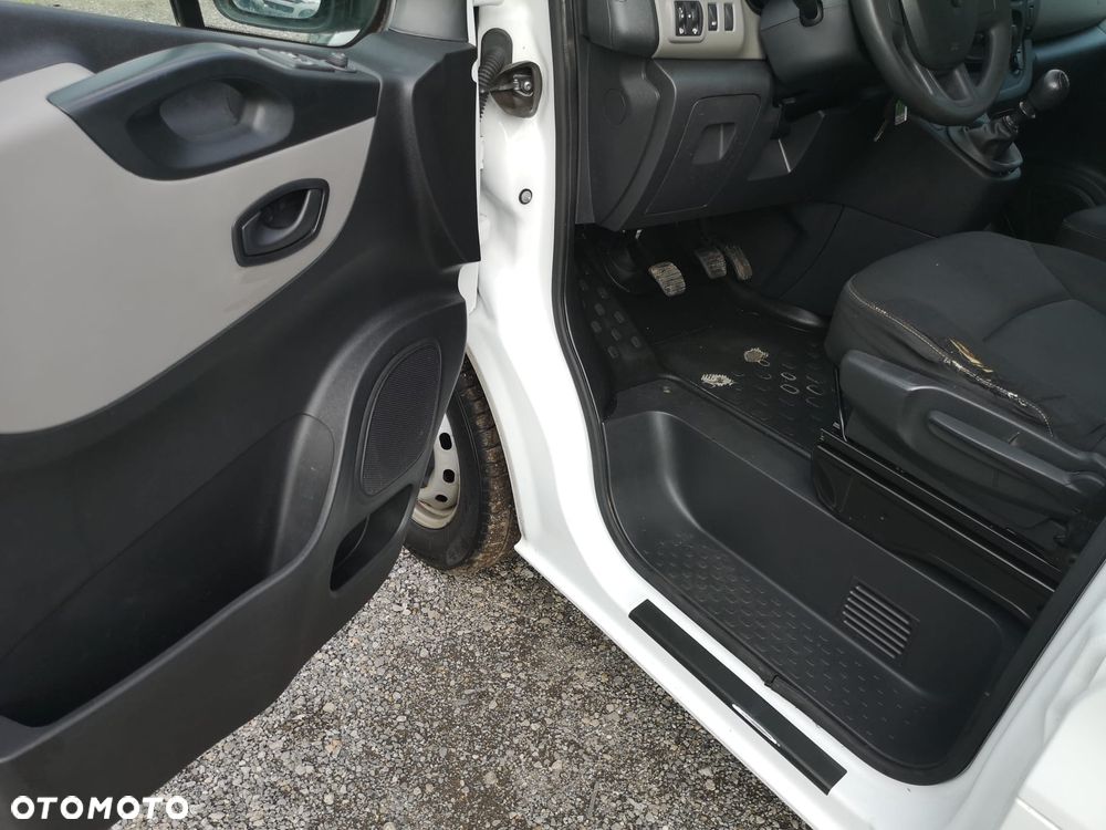 Renault Trafic ENERGY Start & Stop Combi L1H1 Expression - 25