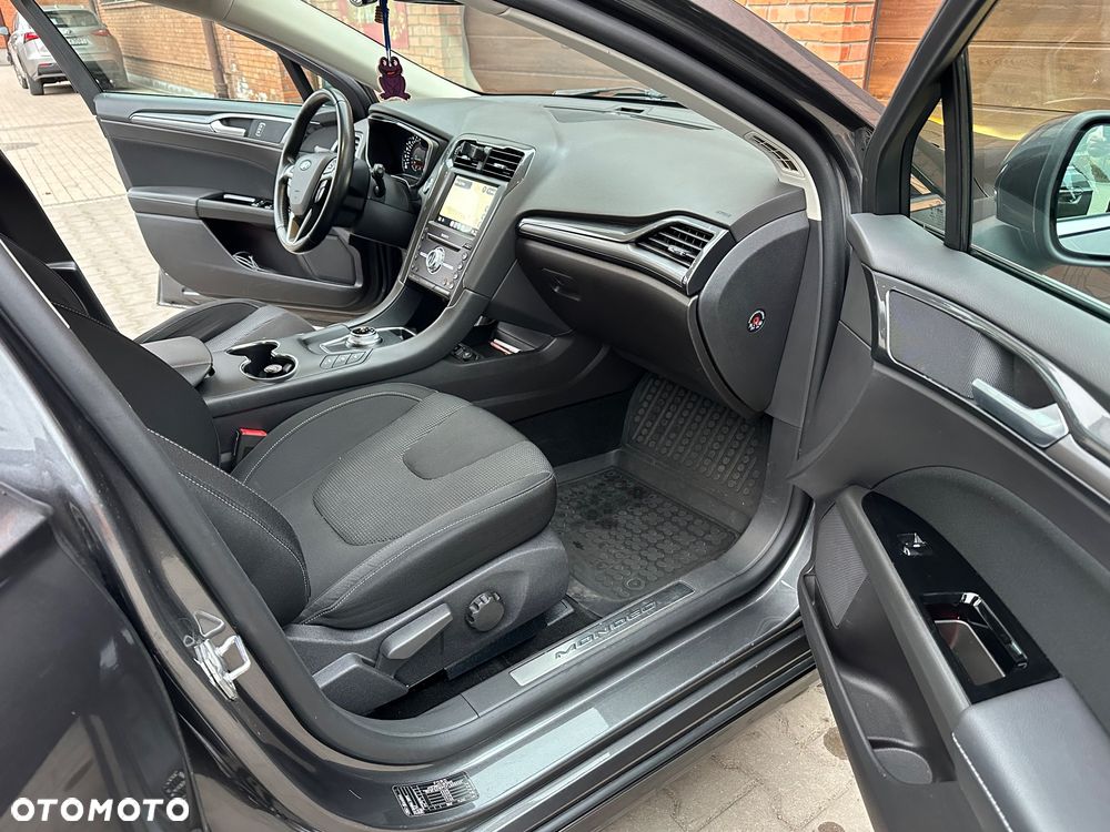 Ford Mondeo 2.0 EcoBlue Titanium - 19