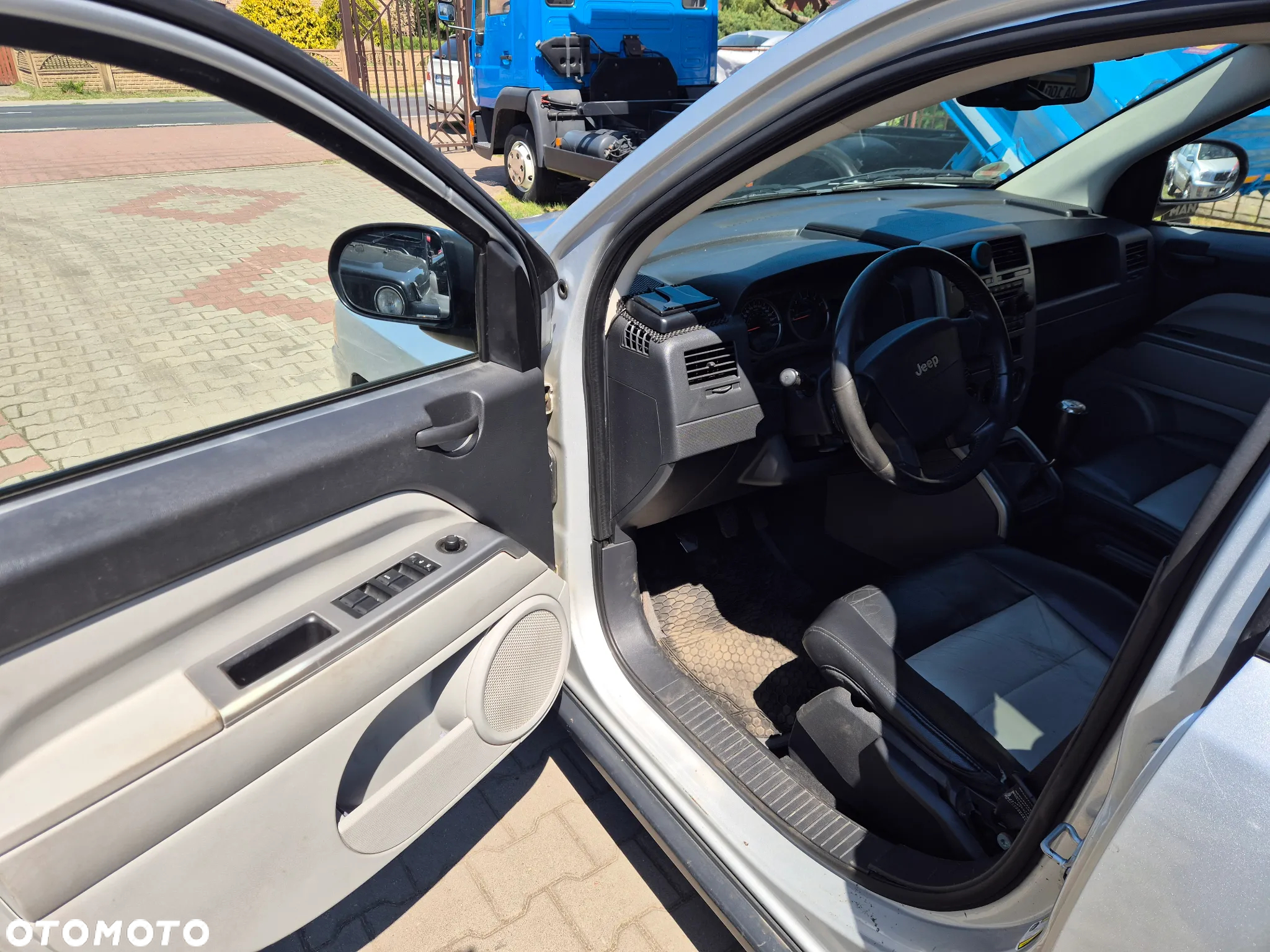 Jeep Compass 2.4I 4x4 Sport - 14
