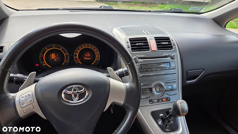 Toyota Auris 1.4 D-4D Luna MM - 9