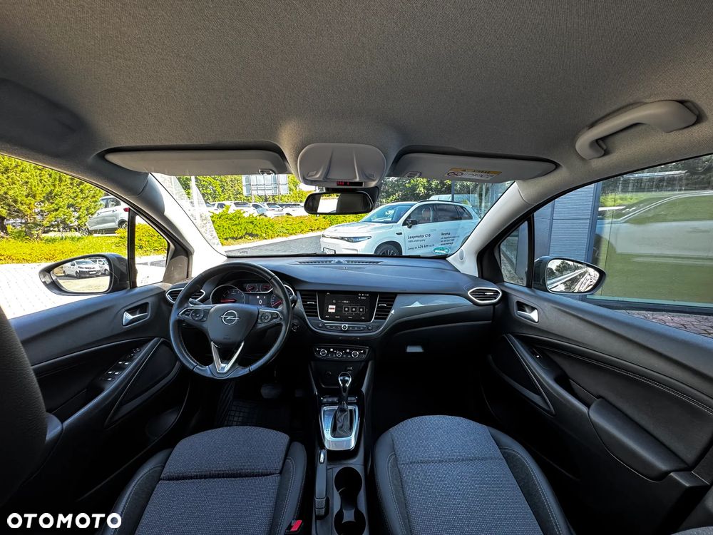 Opel Crossland X - 8