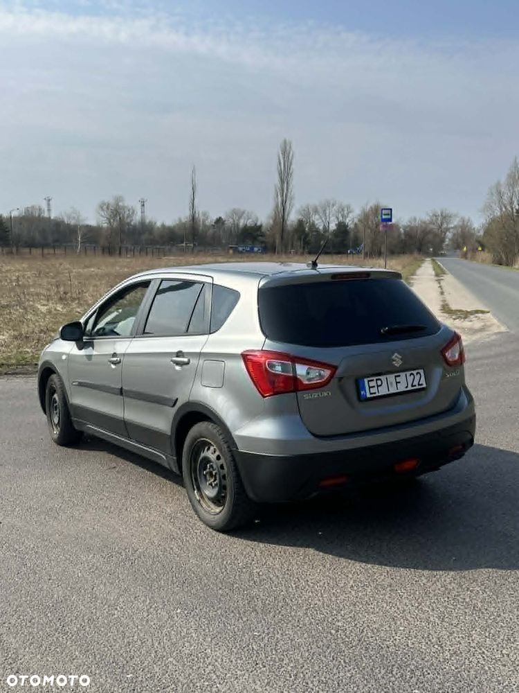 Suzuki SX4 Classic 1.6 VVT 4x2 Comfort - 5