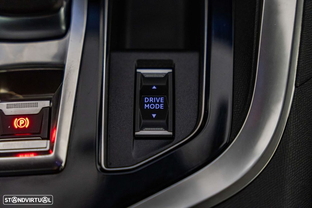 Peugeot 3008 1.6 Hybrid GT e-EAT8 - 36