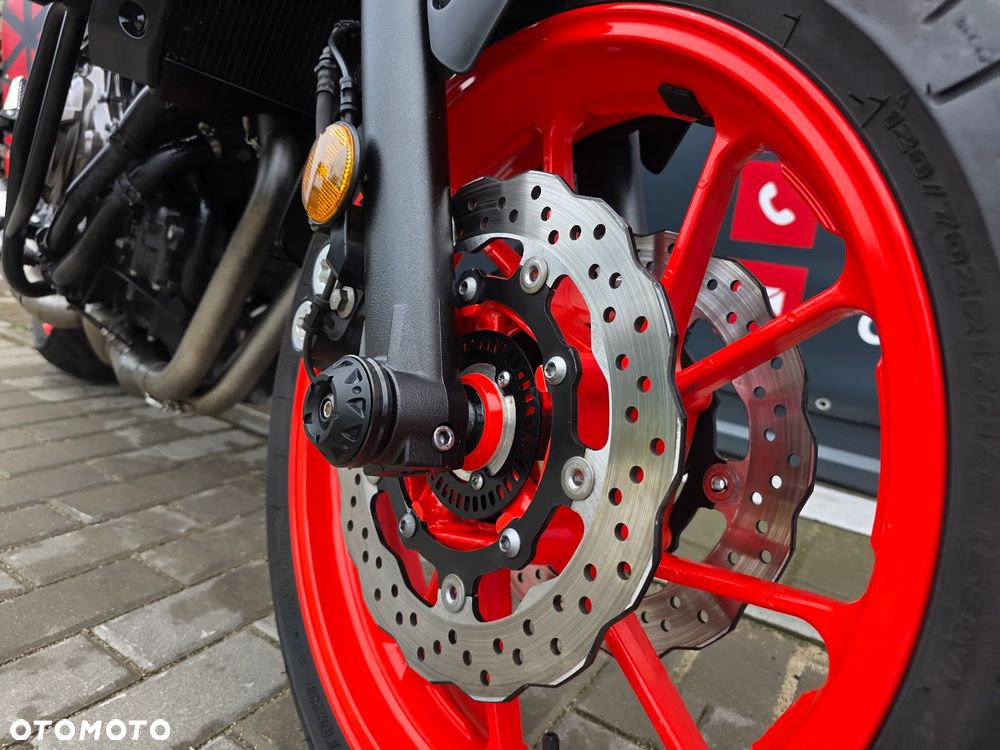 Yamaha MT - 31