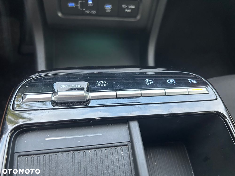 Lexus UX 300h Prestige - 22
