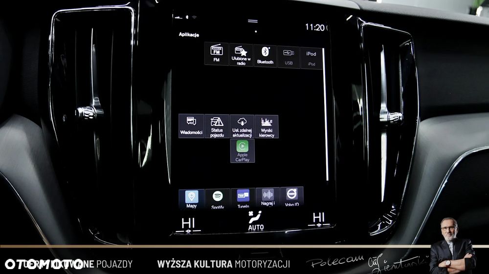 Volvo XC 60 T8 Twin Engine AWD Geartronic Momentum - 25