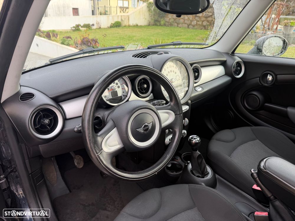 MINI 3 Portas One 1.4 - 9