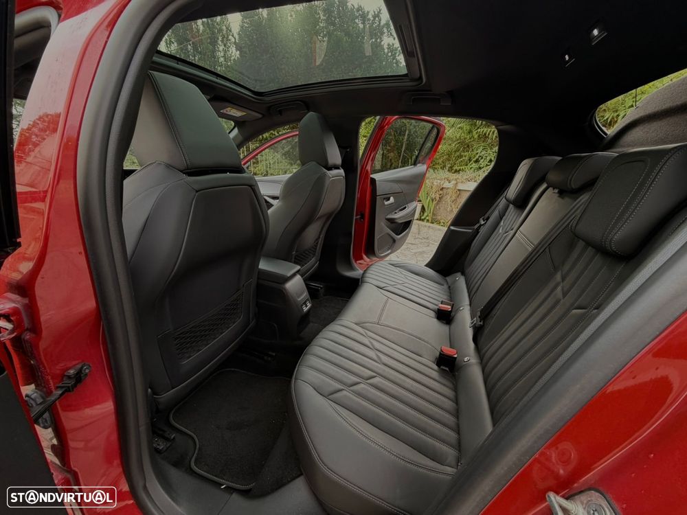 Peugeot 208 1.2 PureTech GT Line - 18