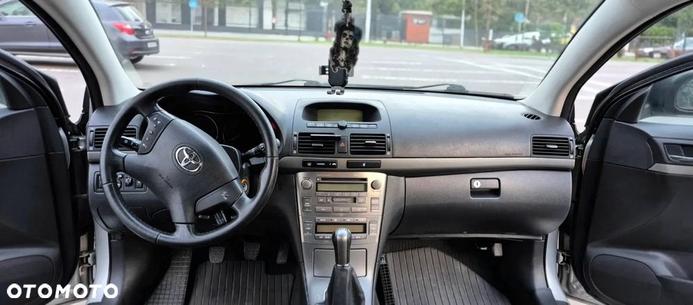 Toyota Avensis 2.0 VVT-i Combi Edition - 14