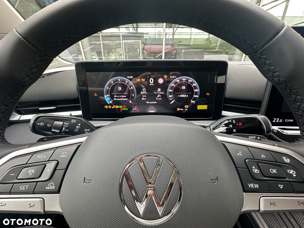 Volkswagen T-Roc 1.5 eTSI Life DSG - 17