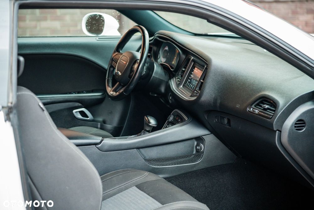 Dodge Challenger 3.6 SXT - 14