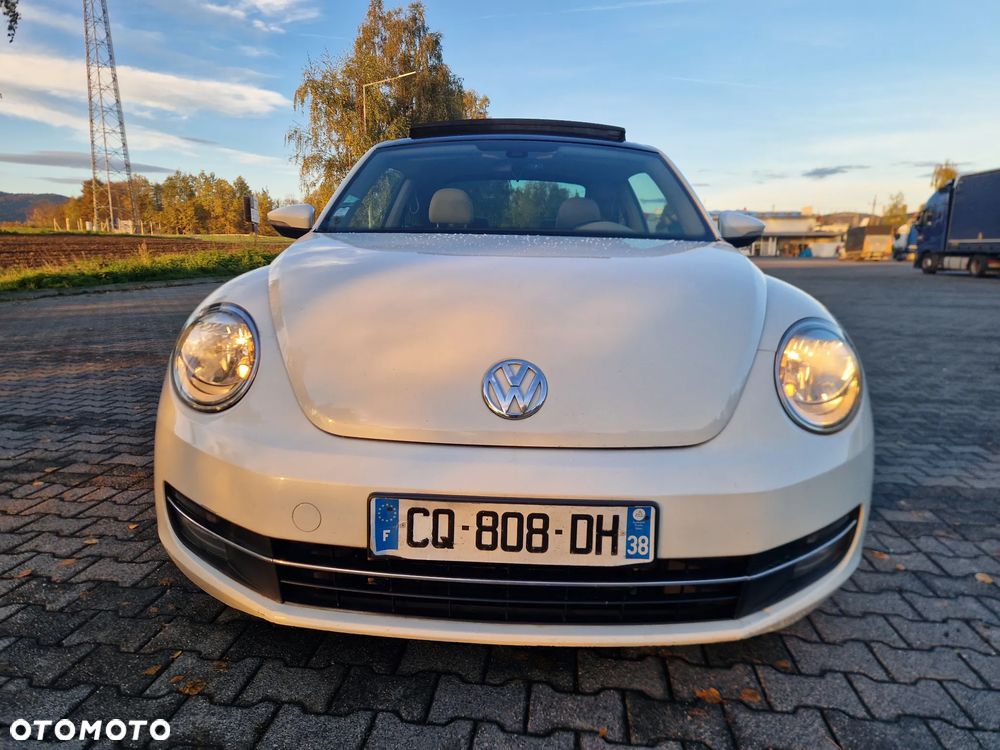 Volkswagen Beetle The 1.6 TDI DPF DSG - 16