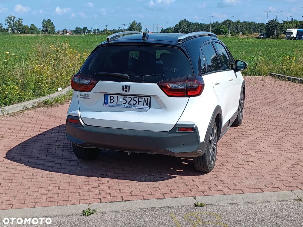 Honda Jazz 1.5 i-MMD Executive Crosstar (Czarny Dach) - 14