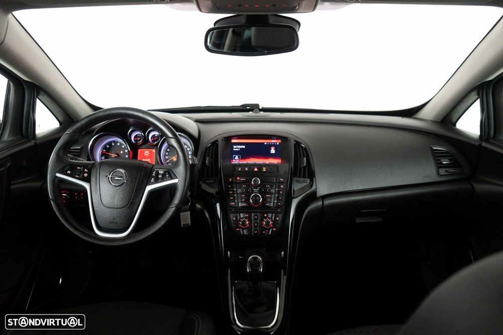 Opel Astra GTC - 19