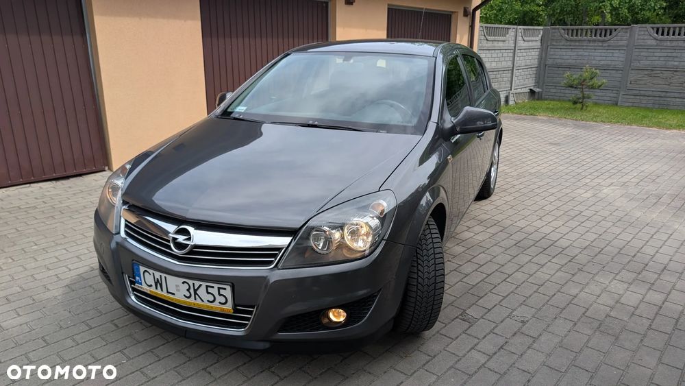 Opel Astra 1.4 - 5