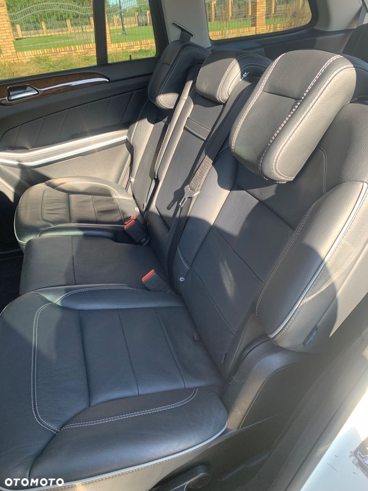 Mercedes-Benz GL 500 4Matic (BlueEFFICIENCY) 7G-TRONIC - 14