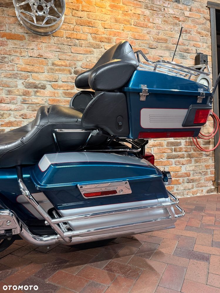 Harley-Davidson FLH Electra Glide - 19