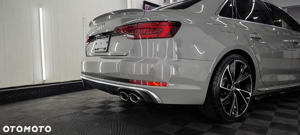Audi S4 Limousine - 25