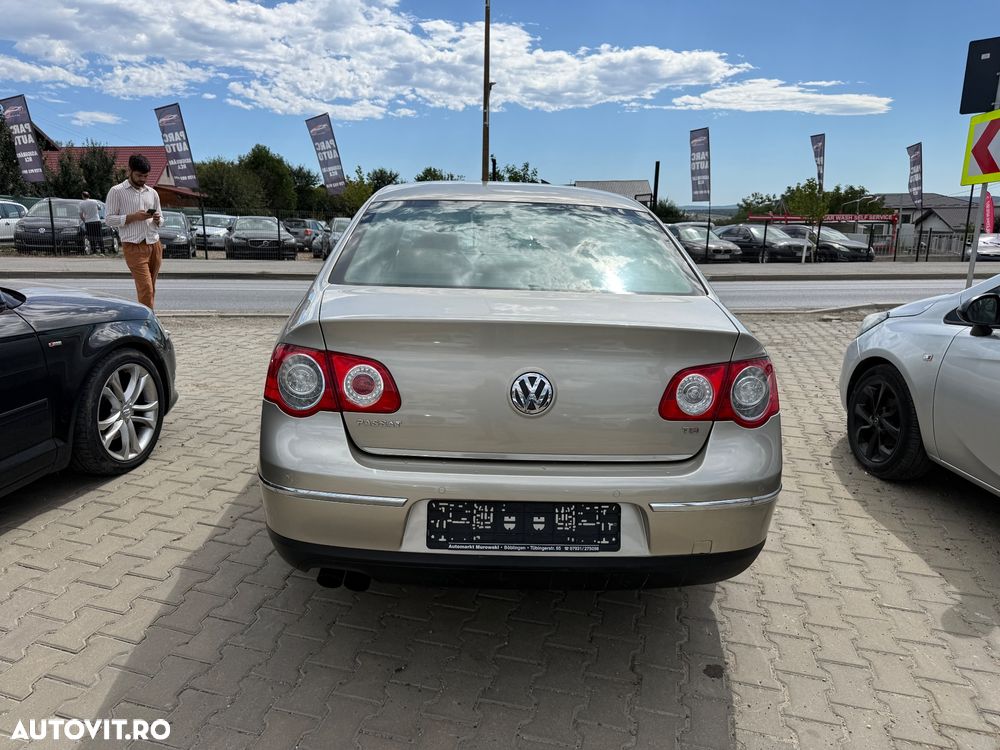 Volkswagen Passat 1.8 TSI Comfortline DSG - 14