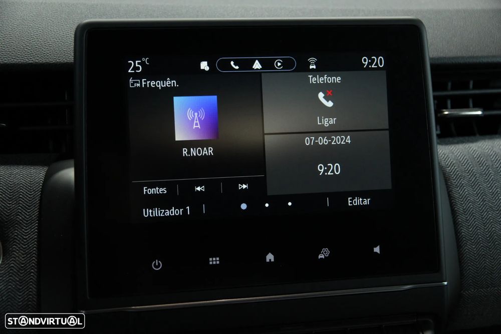 Renault Clio 1.0 TCe Techno Bi-Fuel - 21