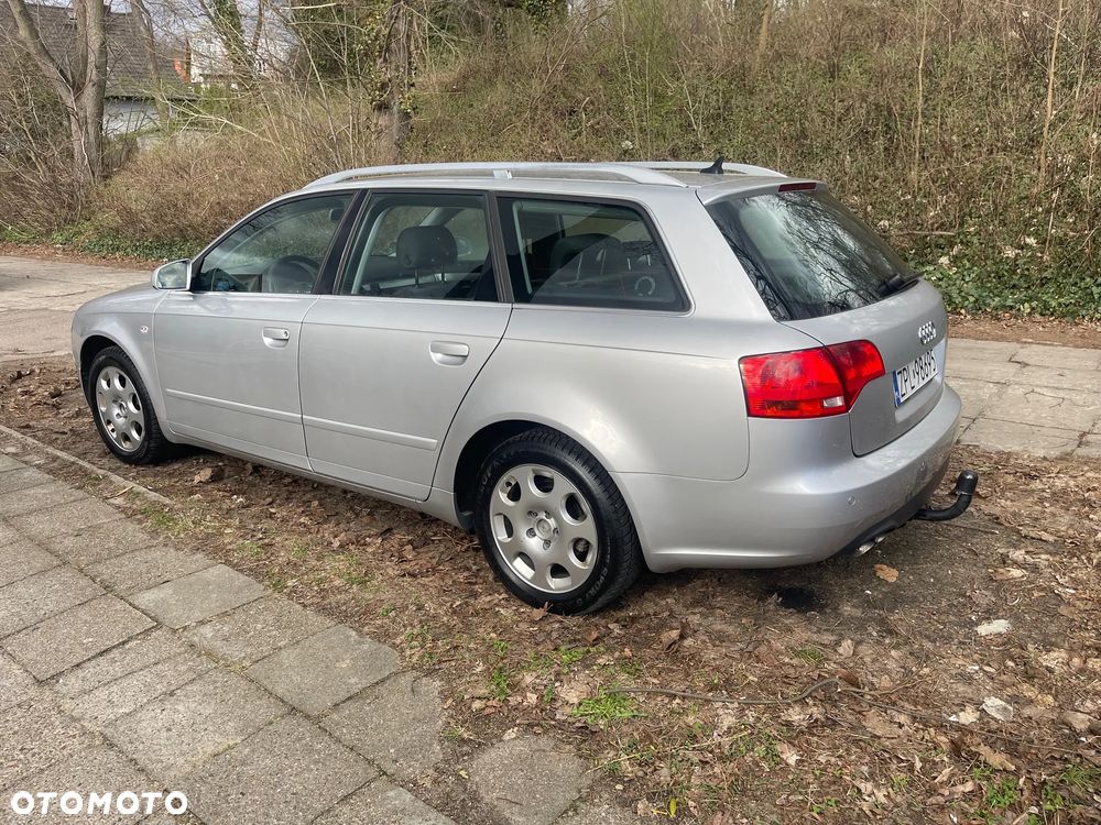 Audi A4 Avant 2.0 TDI DPF multitronic - 4