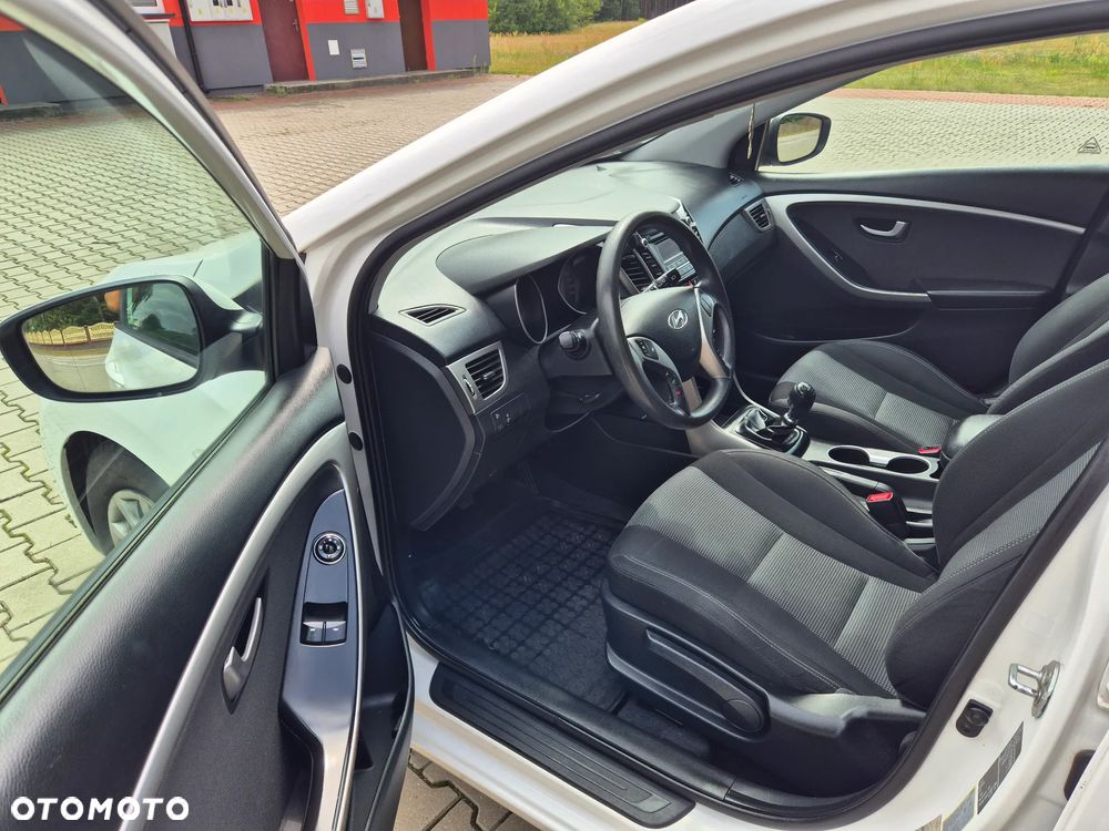 Hyundai i30 1.6 CRDi Classic - 18