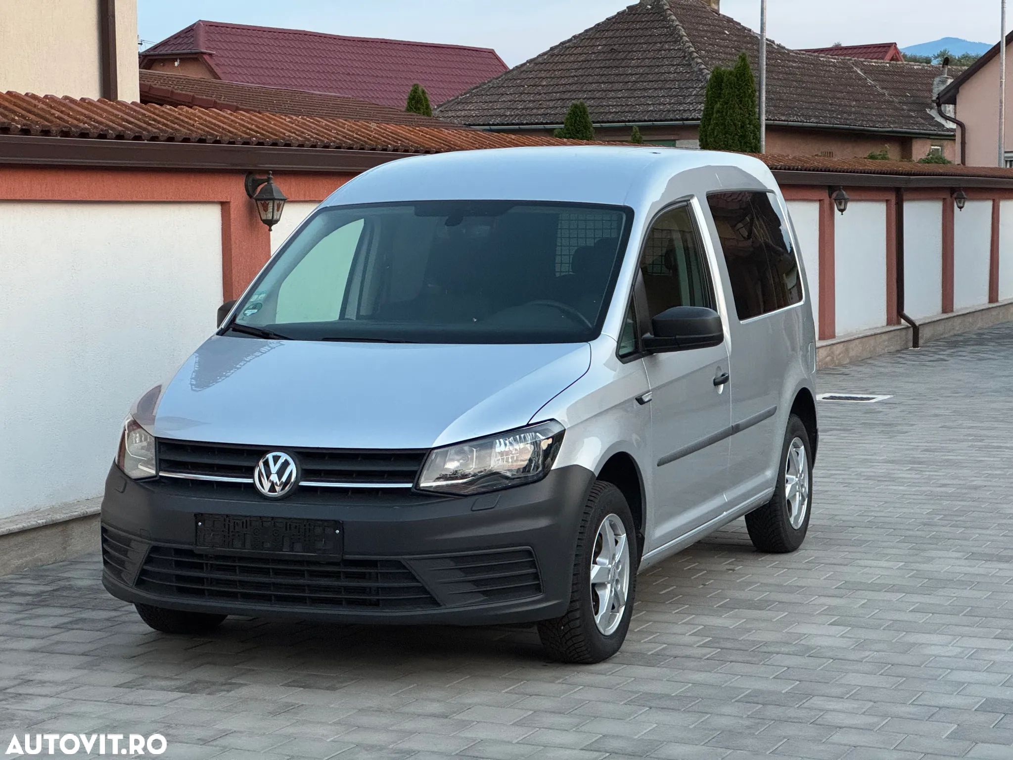 Volkswagen Caddy 2.0 TDI (5-Si.) - 1