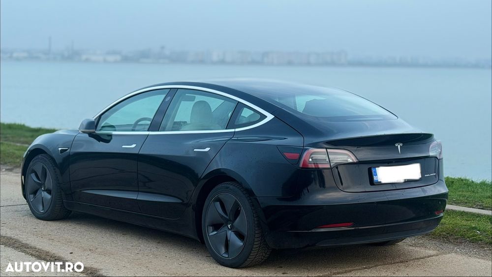 Tesla Model 3 Langstreckenbatterie Allradantrieb Dual Motor - 14