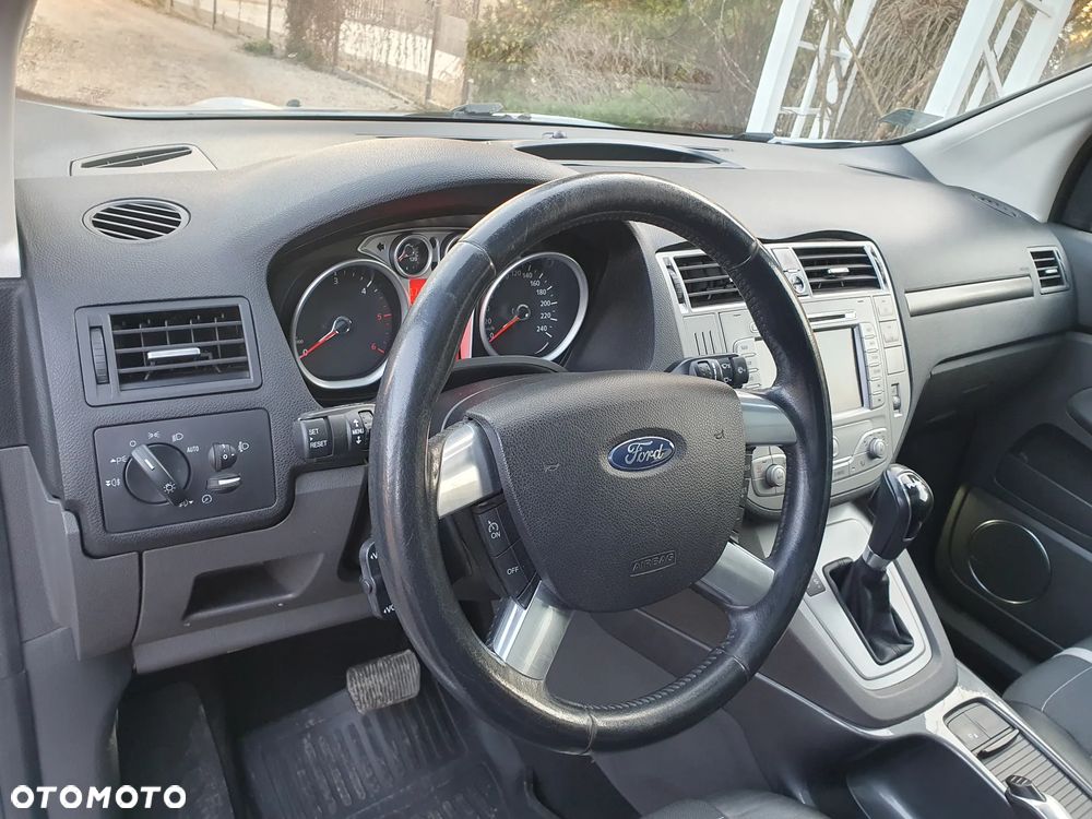 Ford Kuga 2.0 TDCi 4x4 Trend - 13