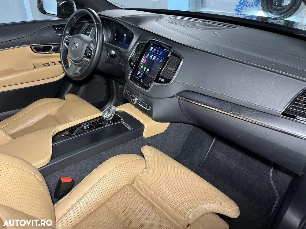 Volvo XC 90 B5 D AWD Plus Bright - 29