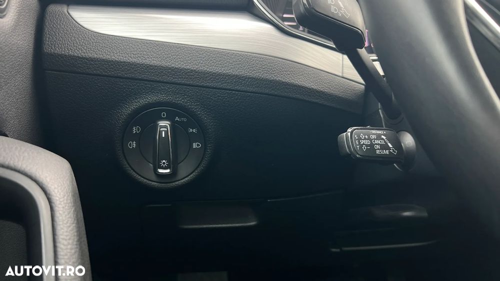 Skoda Superb 2.0 TDI DSG Ambition - 21