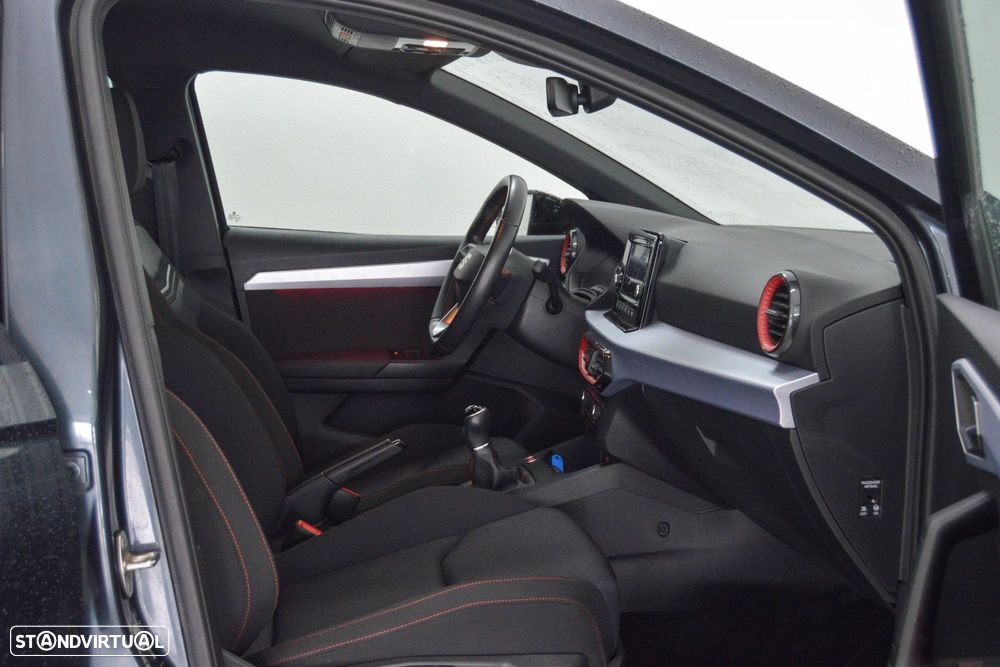 SEAT Ibiza 1.0 TSI FR - 25