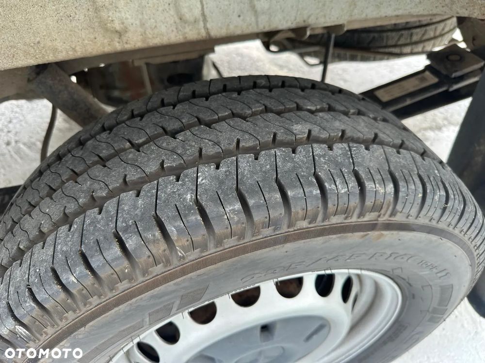 Mercedes-Benz Sprinter 319 - 13