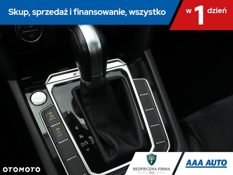 Volkswagen Passat Variant - 18