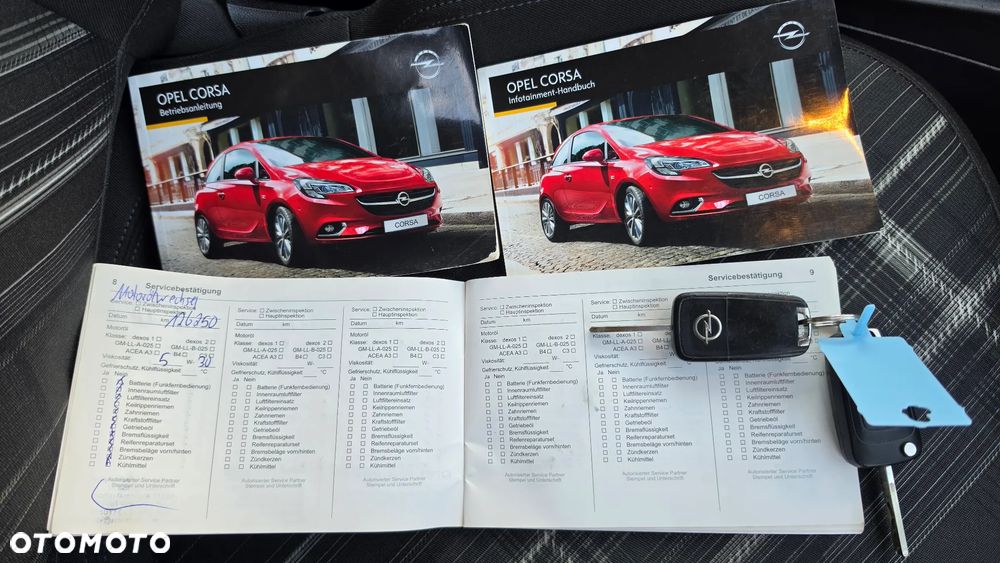 Opel Corsa 1.4 T Cosmo S&S - 33
