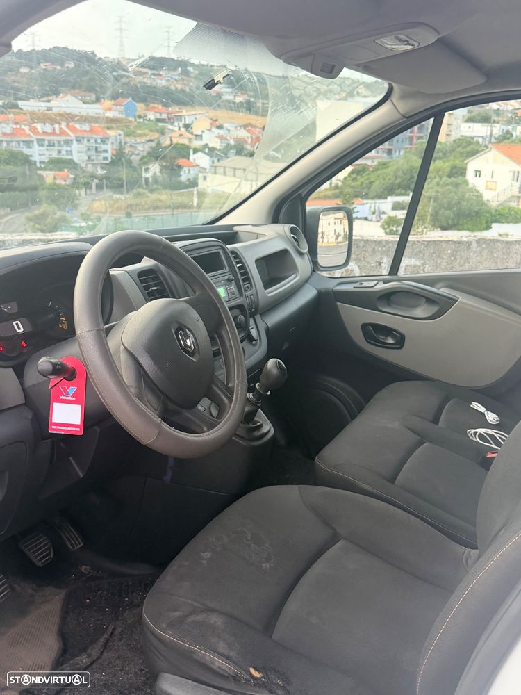 Renault Trafic 1.6 dCi L1H1 1.0T - 10