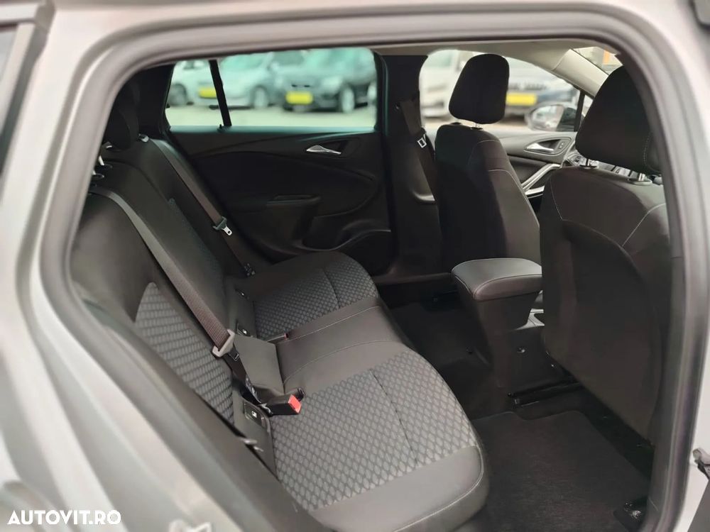 Opel Astra 1.5 D Start/Stop Sports Tourer Business Edition - 6